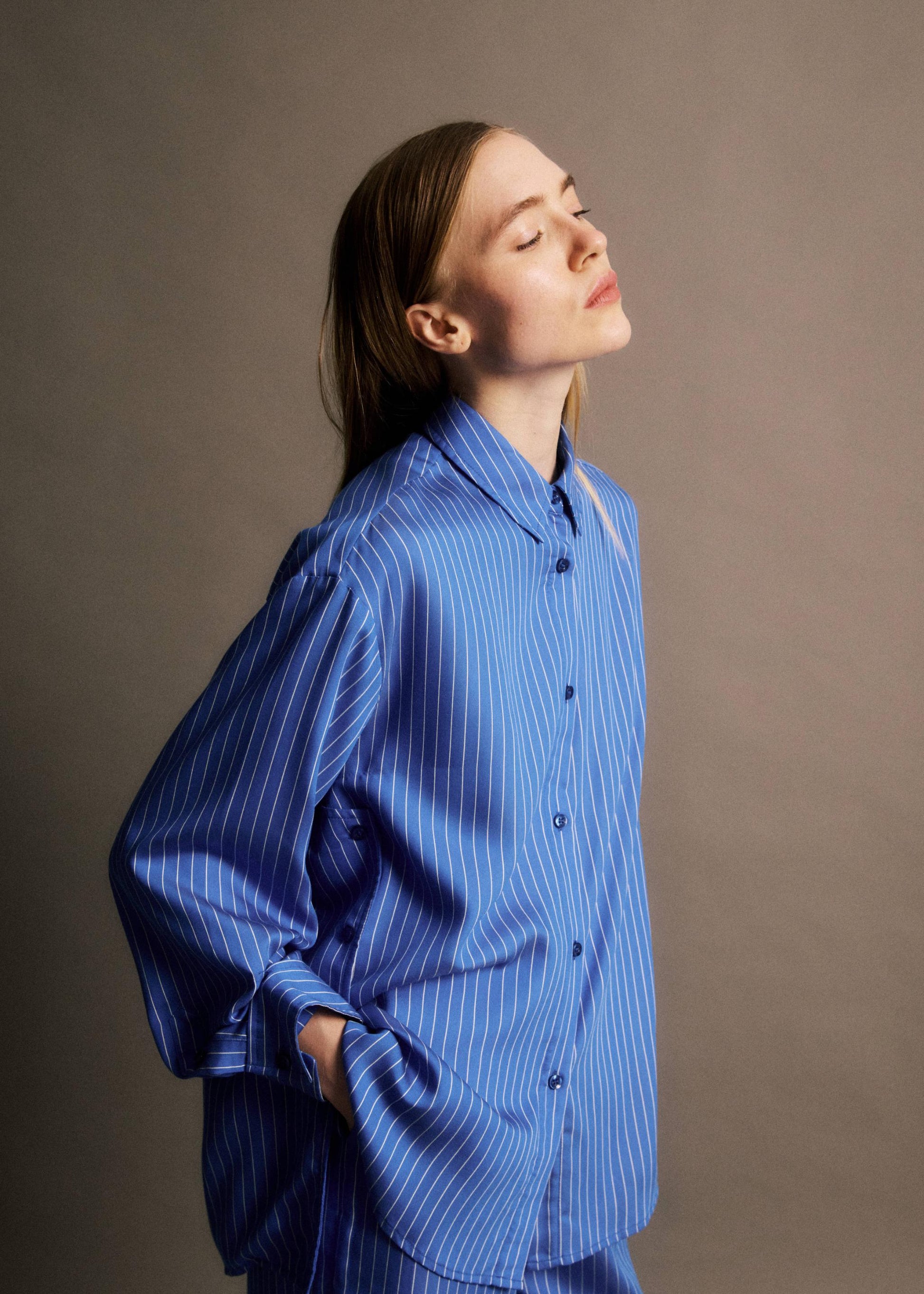Chemise Owen I BLEU ÉLECTRIQUE - JJ26C013-BLEU-ELECTRIQUE-4.jpg