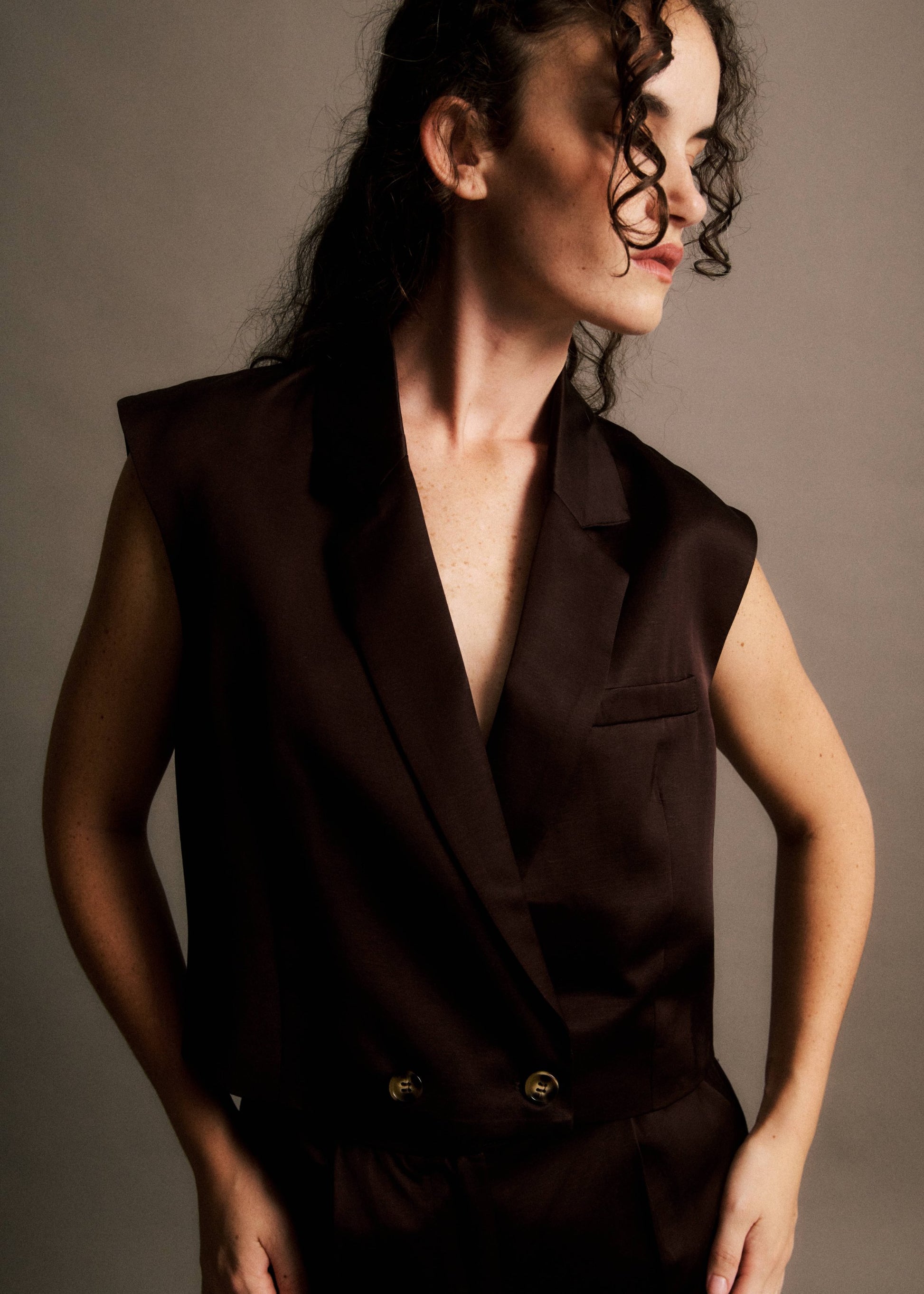 Gilet Diego I CHOCOLAT - JJ26C097-CHOCOLAT-3.jpg