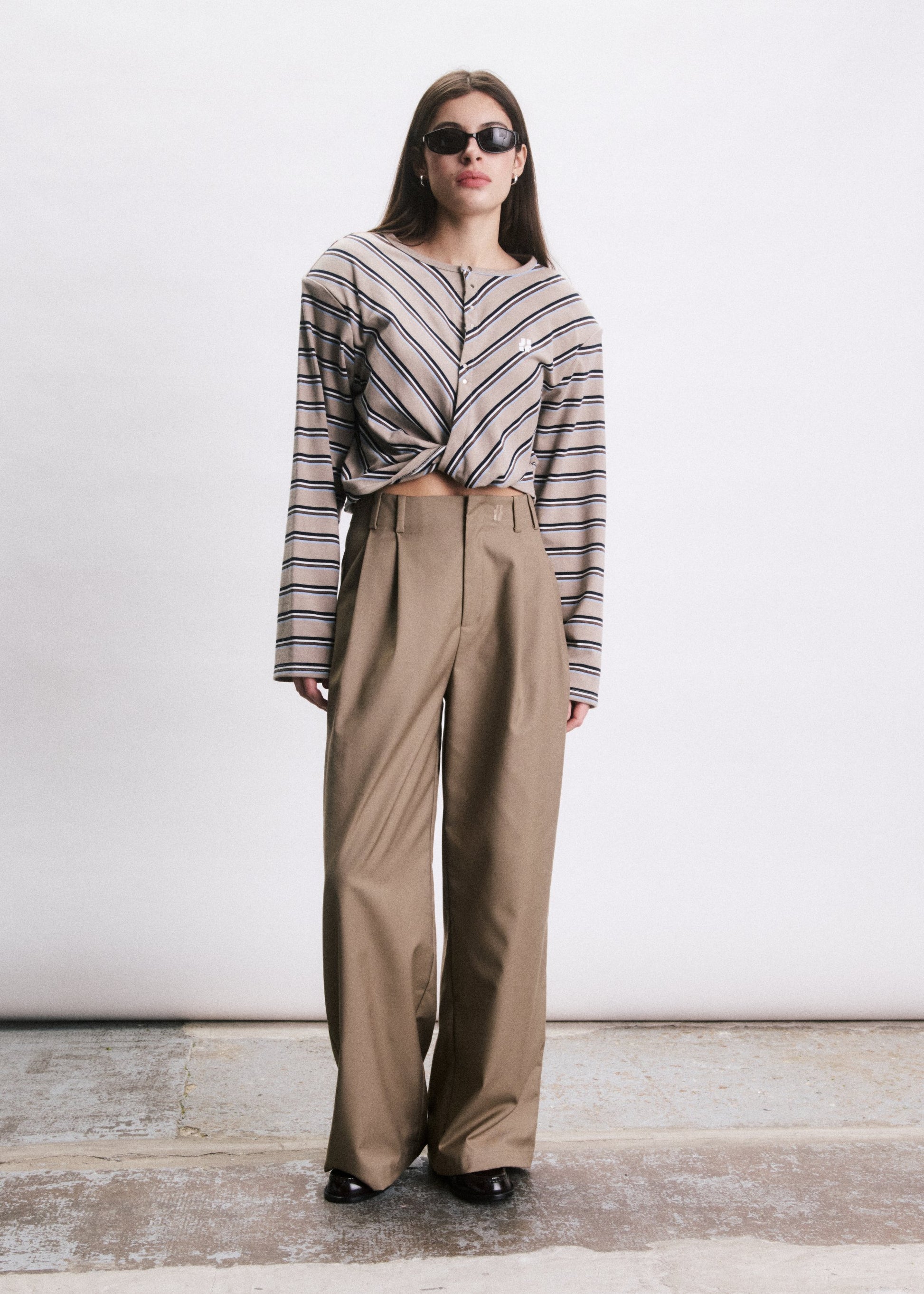 Top Sami I BEIGE - JJ26C335-BEIGE-1.jpg