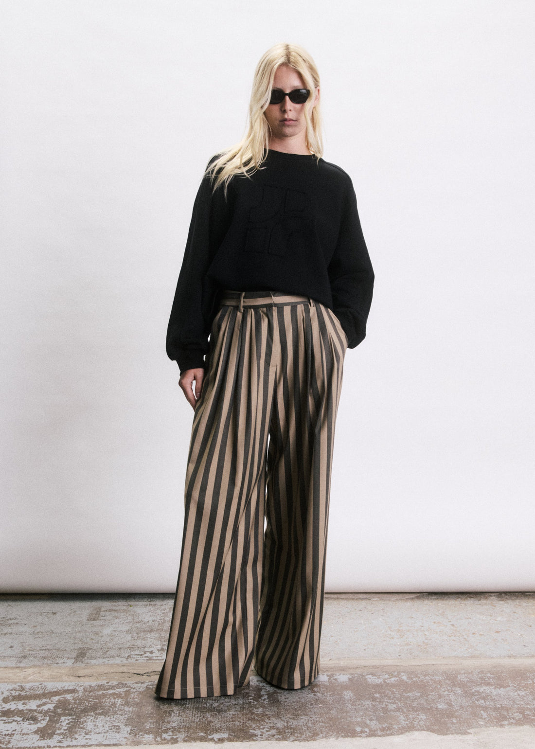 Sweatshirt Soen I NOIR - JJ26C347-NOIR-1.jpg