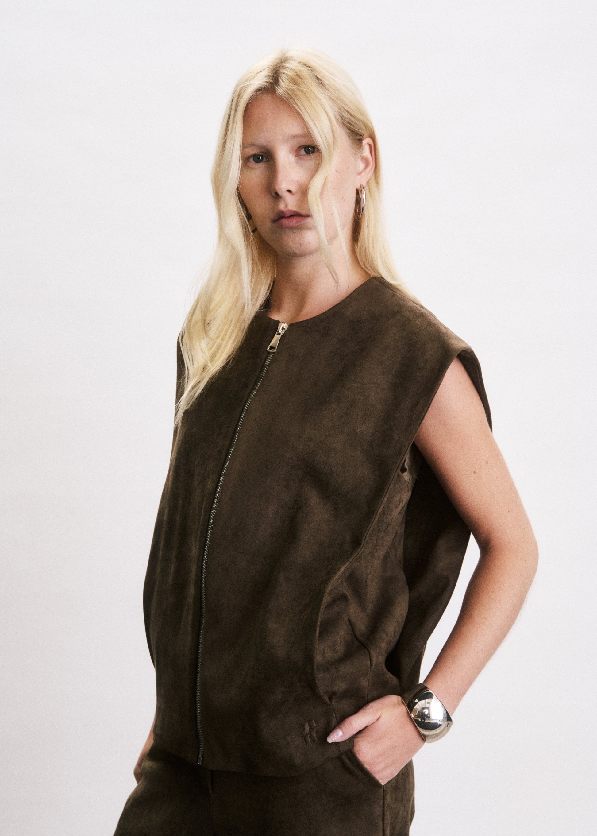 Gilet Grady I CHOCOLAT - JJ26C366-CHOCLAT-5.jpg