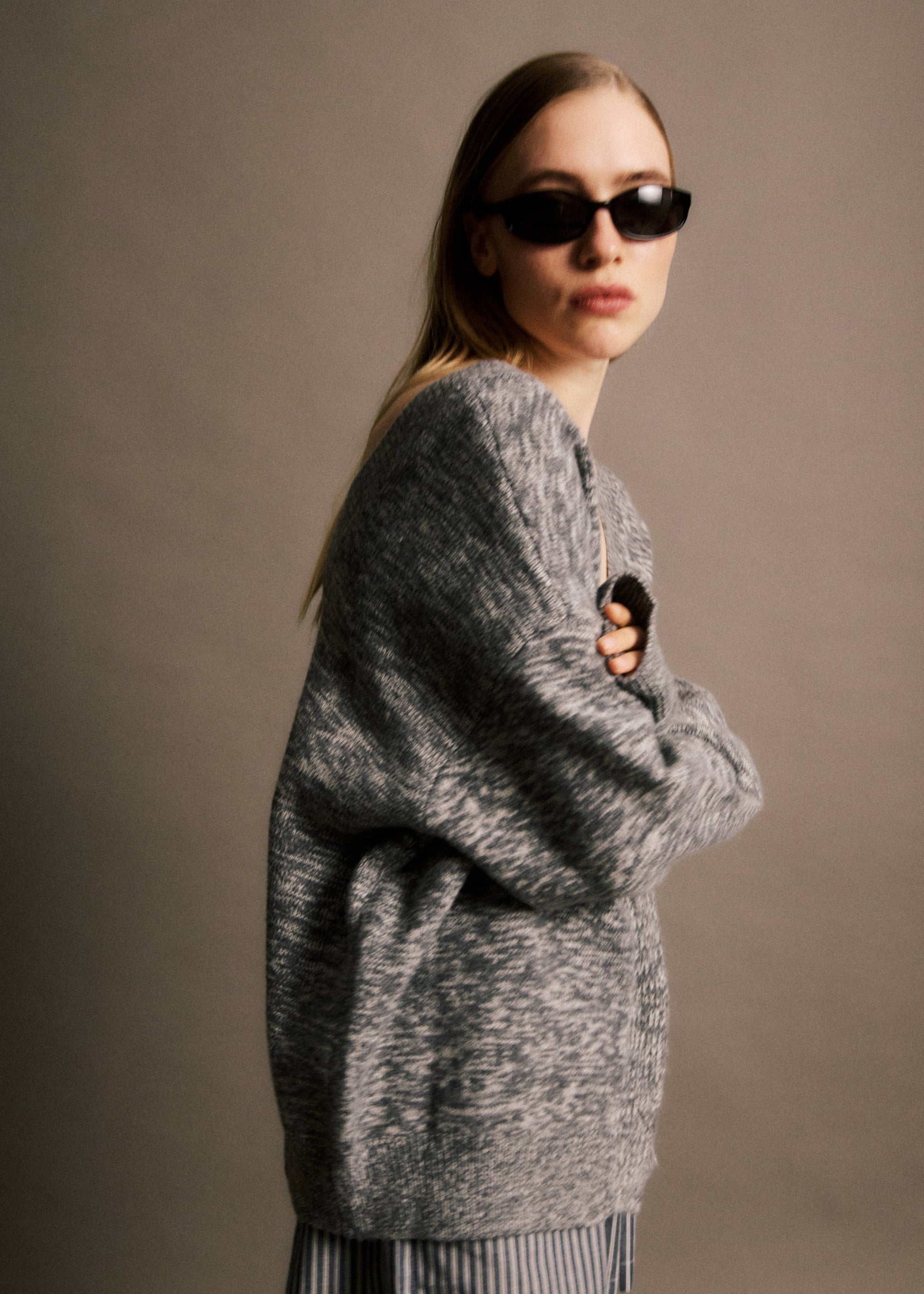 Cardigan Andy I GRIS - JJ26M173-GRIS-4.jpg